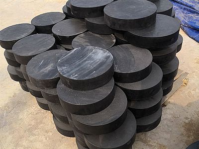 韶山市板式橡胶支座由若干层橡胶片与薄钢板经加压硫化